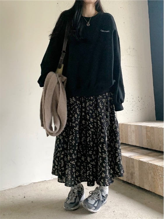 プラスサイズの女性のハイウエスト花柄ルーズフィットミディスカ - Midi Skirt Floral のレビューと価格