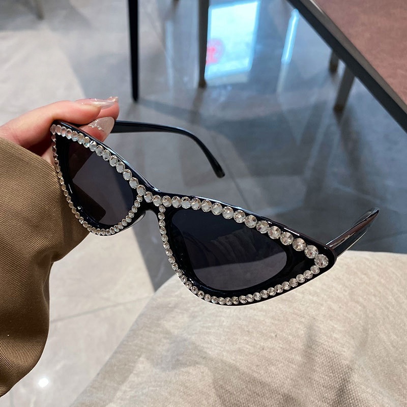 ヴィンテージ高級キャットアイサングラス女性ブランドデザイナー - Sunglasses Cat Eye のレビューと価格