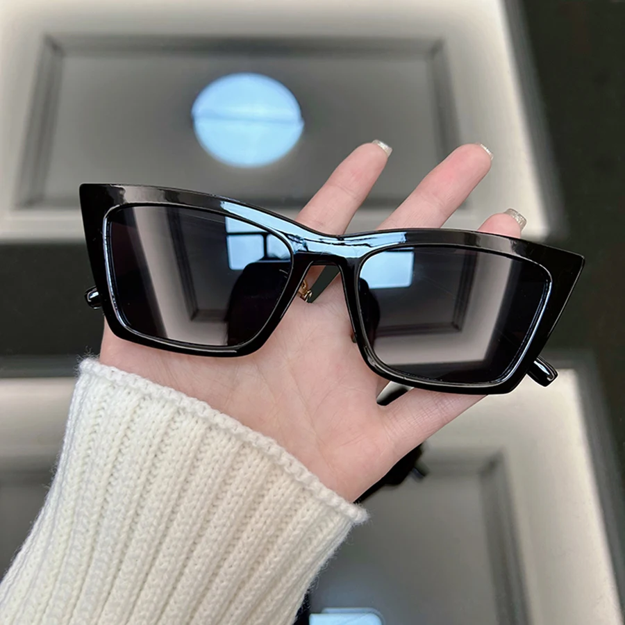 新しいキャットアイ黒サングラス女性男性ブランドファッションサ - Sunglasses Cat Eye のレビューと価格